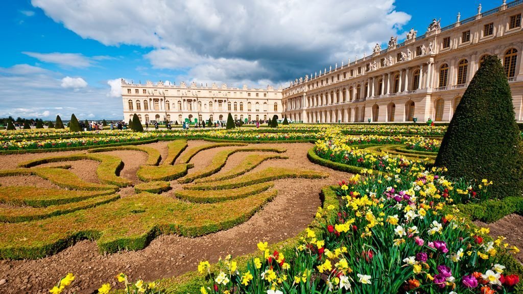 1. Jardin de Versailles – France.